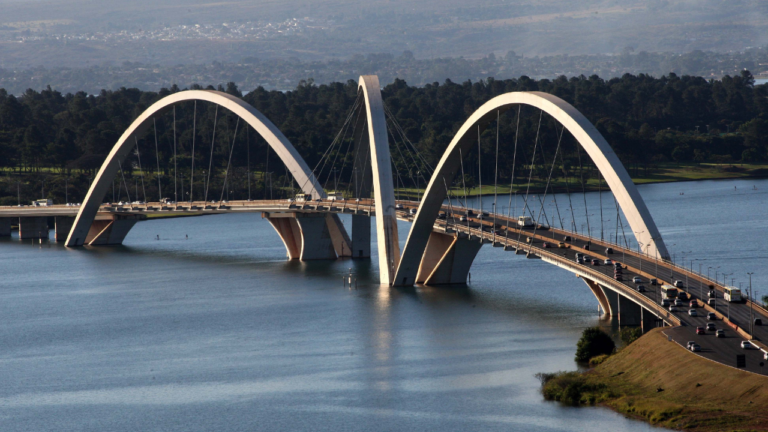 Ponte JK, em Brasilia, aparece  em lista das 27 mais bonitas do mundo